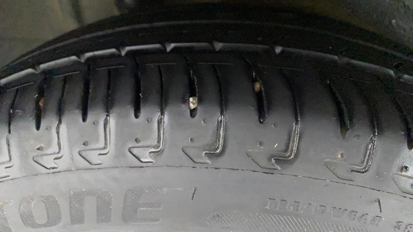 2022 Maruti IGNIS ALPHA 1.2, Petrol, Manual, 6,098 km, Right Rear Tyre Tread