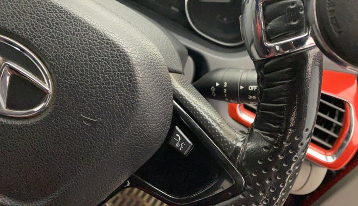 2018 Tata Tiago XZ PETROL, Petrol, Manual, 39,246 km, Dashboard - Headlight height adjustment not working