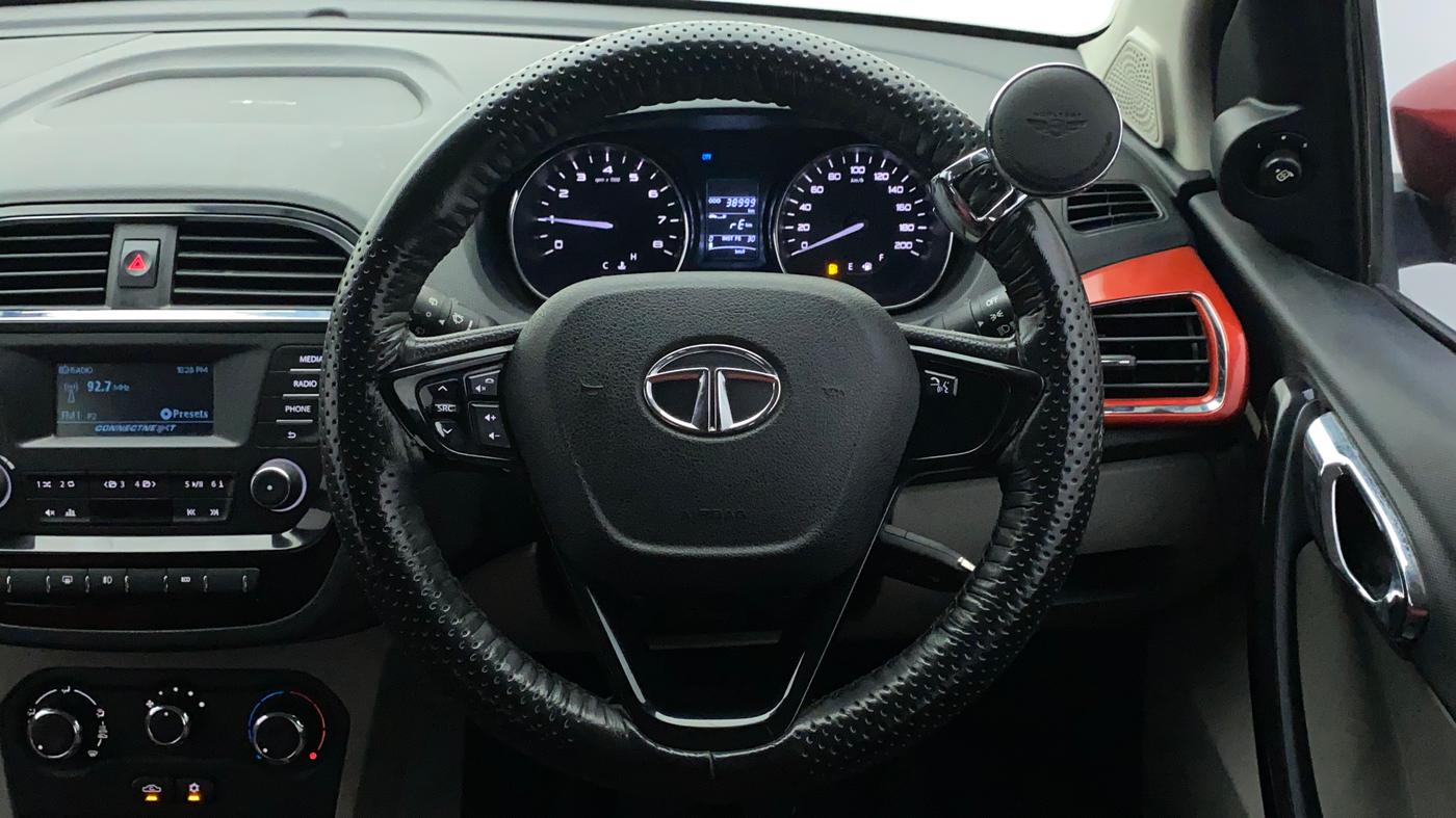 2018 Tata Tiago XZ PETROL, Petrol, Manual, 39,246 km, Steering Wheel Close Up