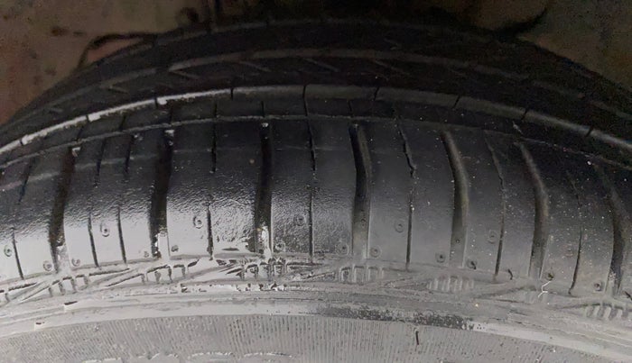 2018 Tata Tiago XZ PETROL, Petrol, Manual, 39,246 km, Left Front Tyre Tread