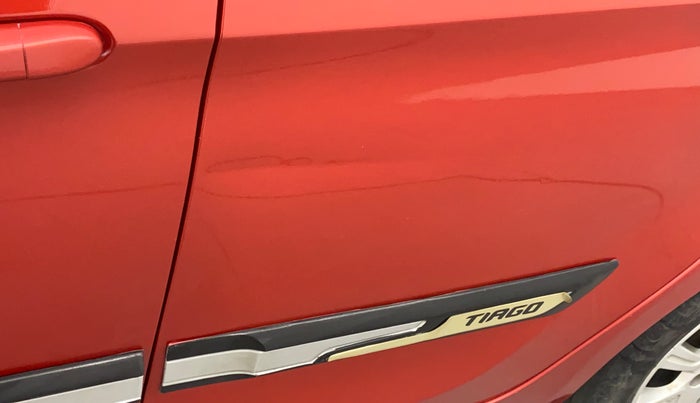 2018 Tata Tiago XZ PETROL, Petrol, Manual, 39,246 km, Rear left door - Slightly dented