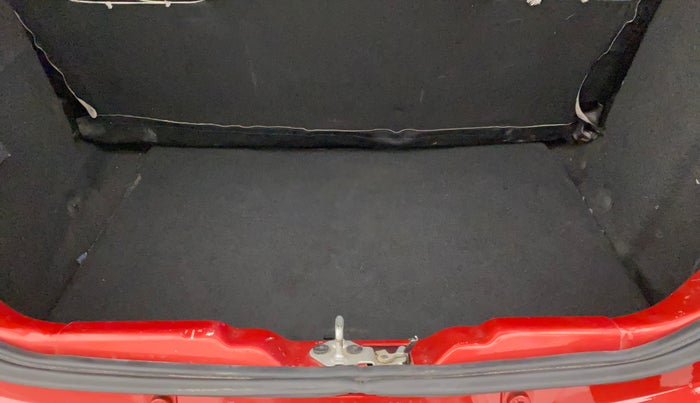 2018 Tata Tiago XZ PETROL, Petrol, Manual, 39,246 km, Boot Inside