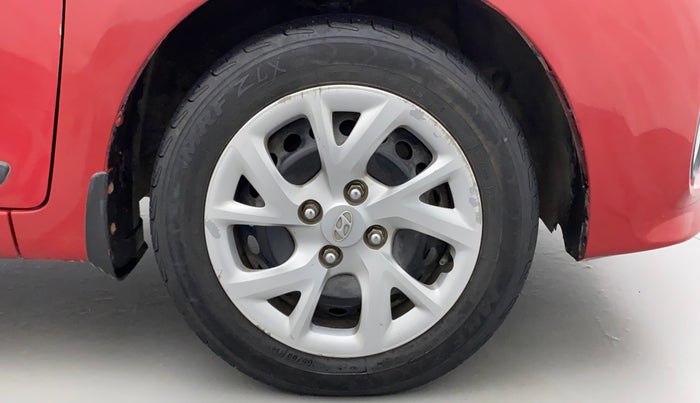 2017 Hyundai Grand i10 SPORTZ (O) 1.2 KAPPA VTVT, Petrol, Manual, 90,255 km, Right Front Wheel