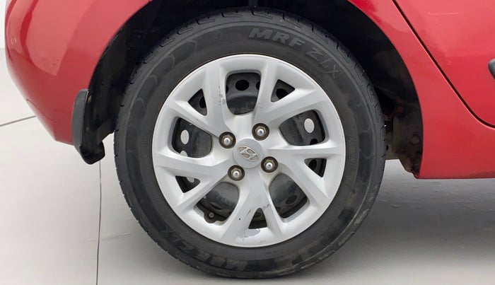 2017 Hyundai Grand i10 SPORTZ (O) 1.2 KAPPA VTVT, Petrol, Manual, 90,255 km, Right Rear Wheel
