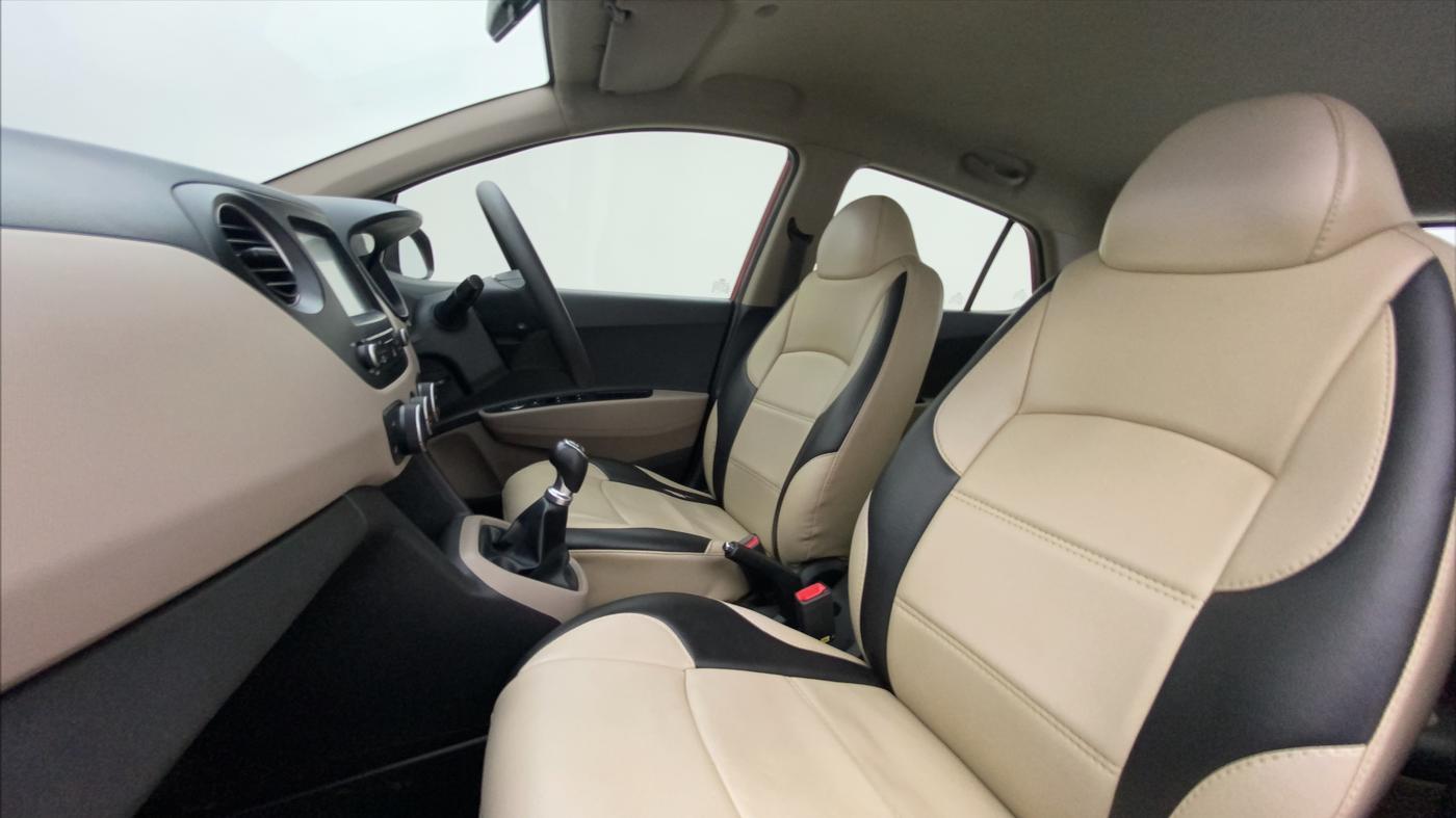 2017 Hyundai Grand i10 SPORTZ (O) 1.2 KAPPA VTVT, Petrol, Manual, 90,255 km, Right Side Front Door Cabin