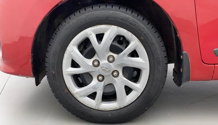 2017 Hyundai Grand i10 SPORTZ (O) 1.2 KAPPA VTVT, Petrol, Manual, 90,255 km, Left Front Wheel
