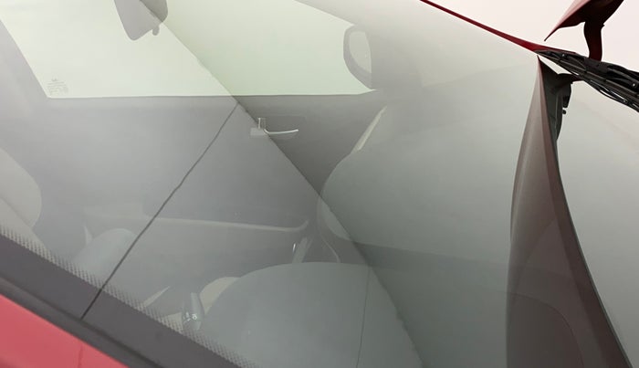 2017 Hyundai Grand i10 SPORTZ (O) 1.2 KAPPA VTVT, Petrol, Manual, 90,255 km, Front windshield - Minor spot on windshield