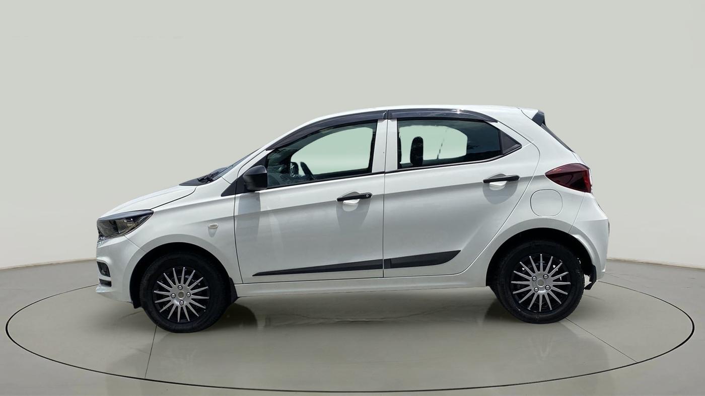 2022 Tata Tiago XE PETROL, Petrol, Manual, 5,070 km, Left Side