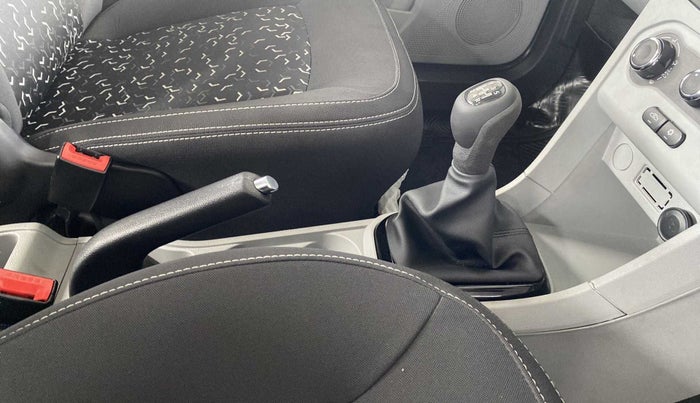 2022 Tata Tiago XE PETROL, Petrol, Manual, 5,070 km, Gear Lever