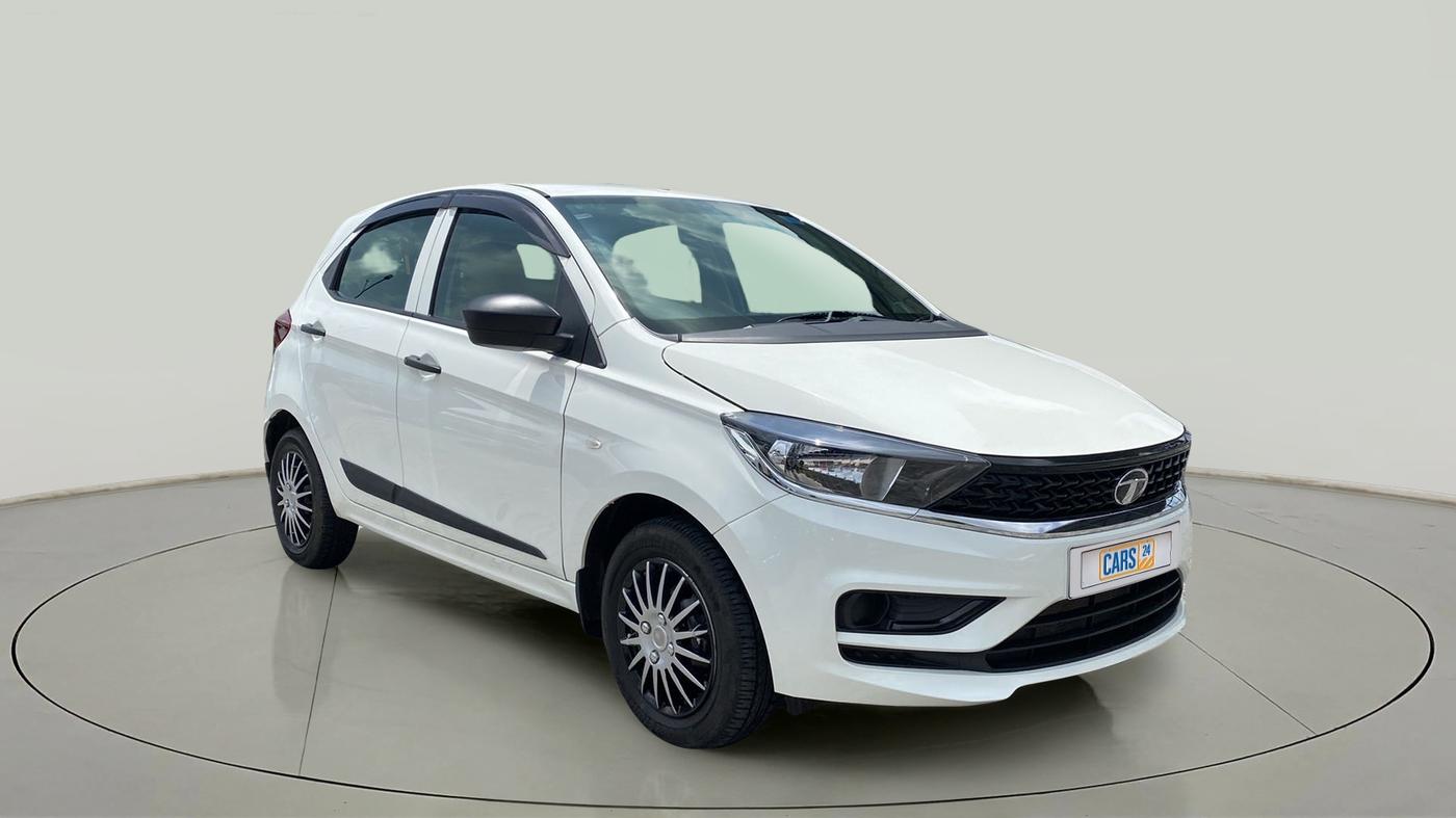 2022 Tata Tiago XE PETROL, Petrol, Manual, 5,070 km, SRP