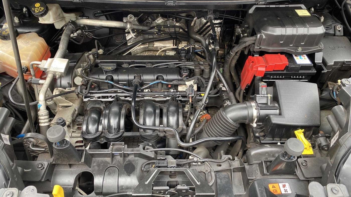 2015 Ford Ecosport TITANIUM 1.5L PETROL AT, Petrol, Automatic, 30,334 km, Open Bonet