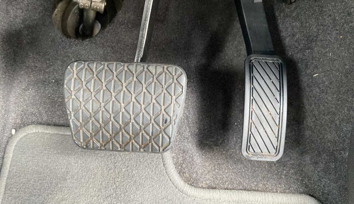 2015 Ford Ecosport TITANIUM 1.5L PETROL AT, Petrol, Automatic, 30,334 km, Pedals