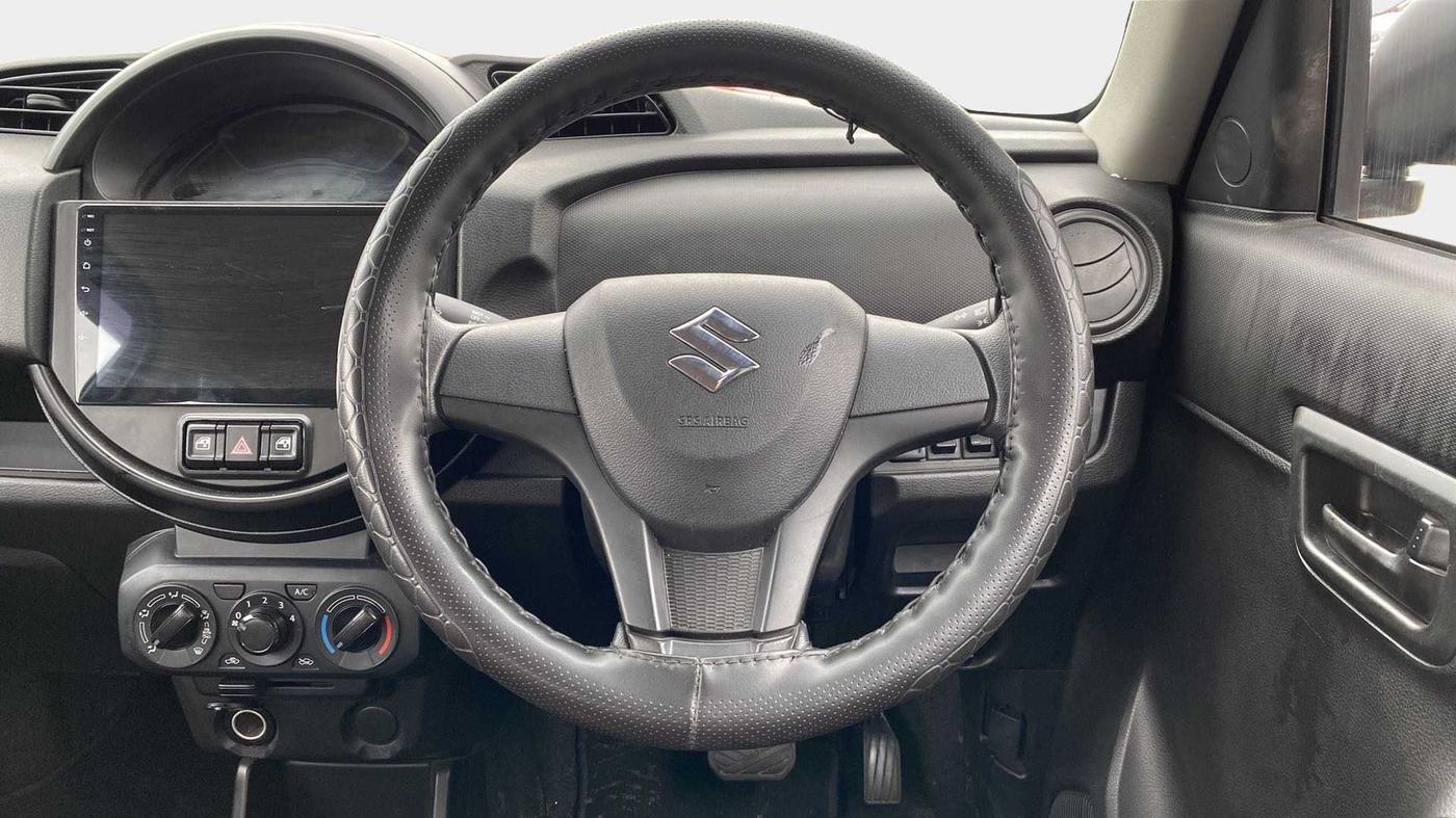 2021 Maruti S PRESSO VXI AMT, Petrol, Automatic, 6,230 km, Steering Wheel Close Up