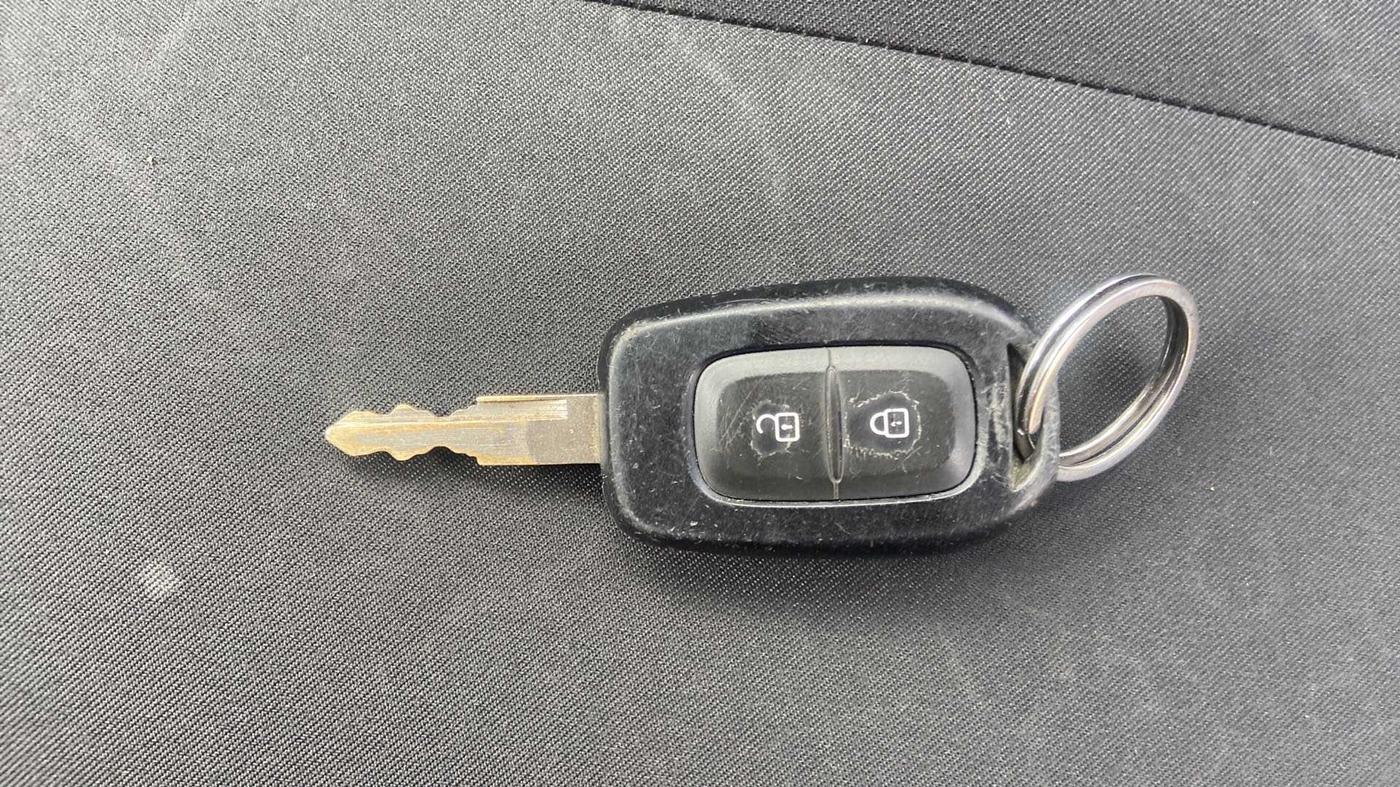 2019 Renault Kwid CLIMBER 1.0 AMT, Petrol, Automatic, 19,792 km, Key Close Up