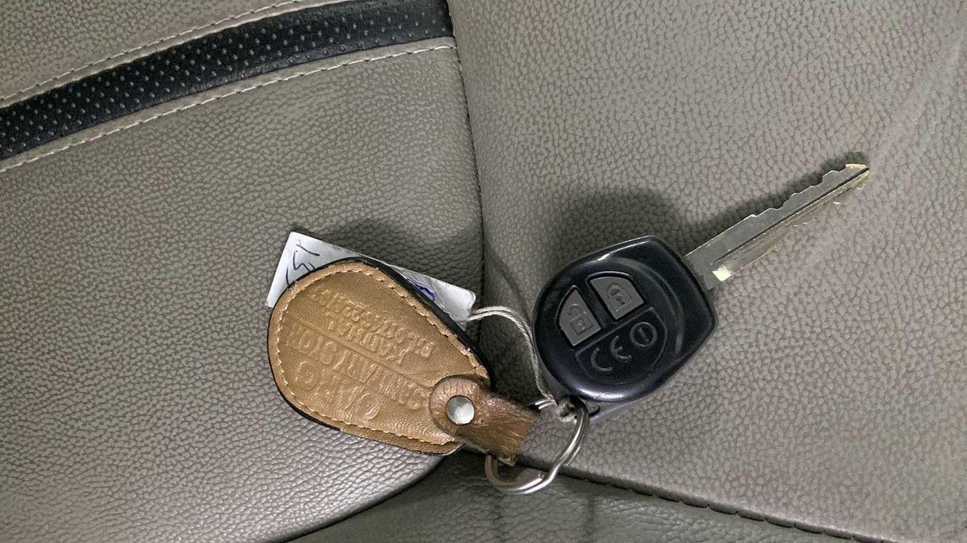 2016 Maruti Celerio ZXI, Petrol, Manual, 17,617 km, Key Close Up