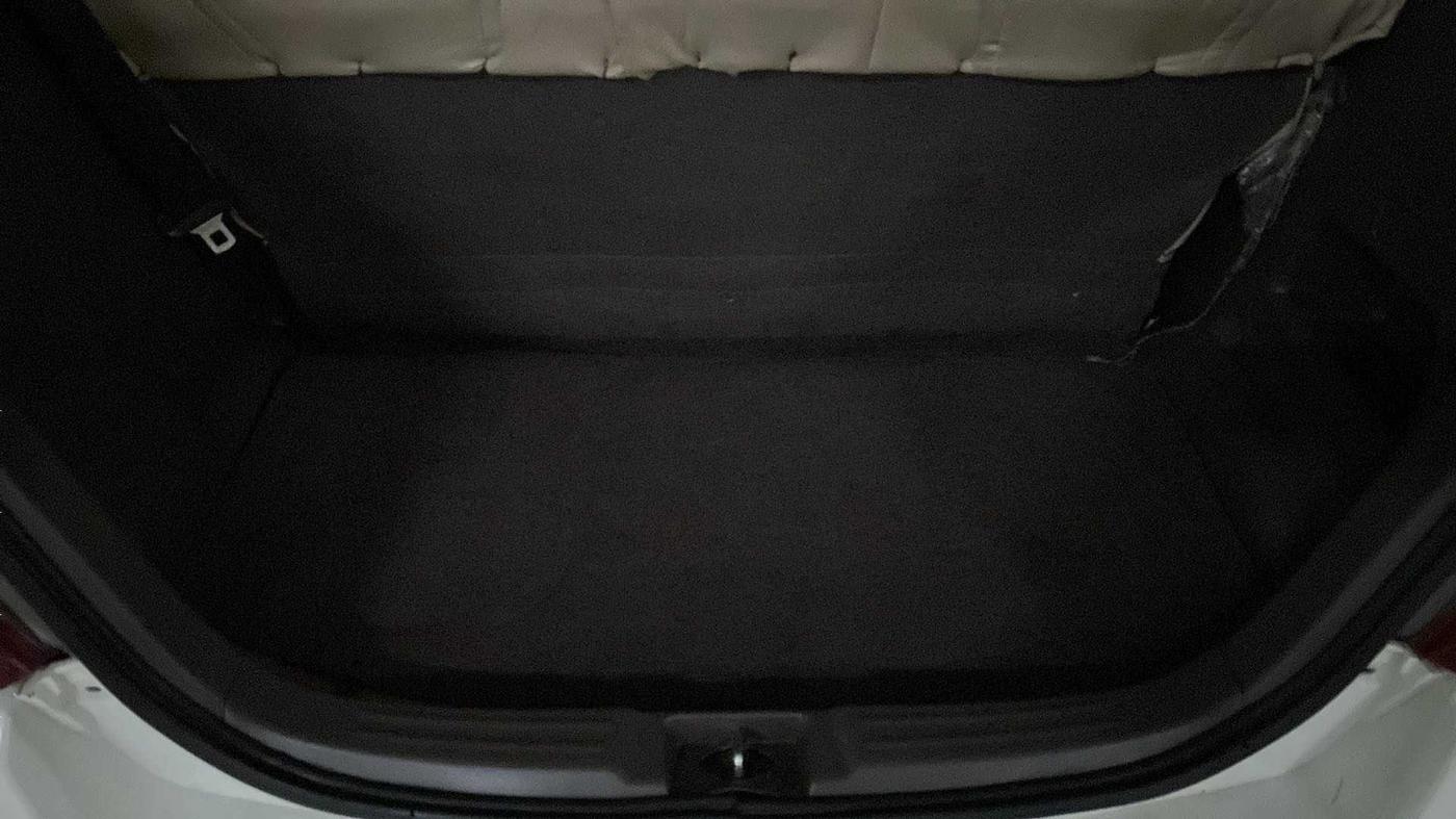 2013 Maruti Zen Estilo LXI, Petrol, Manual, 51,072 km, Boot Inside