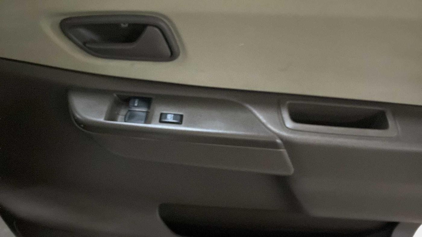 2013 Maruti Zen Estilo LXI, Petrol, Manual, 51,072 km, Driver Side Door Panels Control