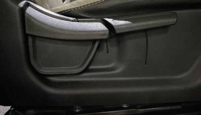 2020 Hyundai Creta SX IVT 1.5 PETROL, Petrol, Automatic, 43,940 km, Driver Side Adjustment Panel