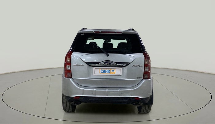 2017 Mahindra XUV500 W10, Diesel, Manual, 83,480 km, Back/Rear