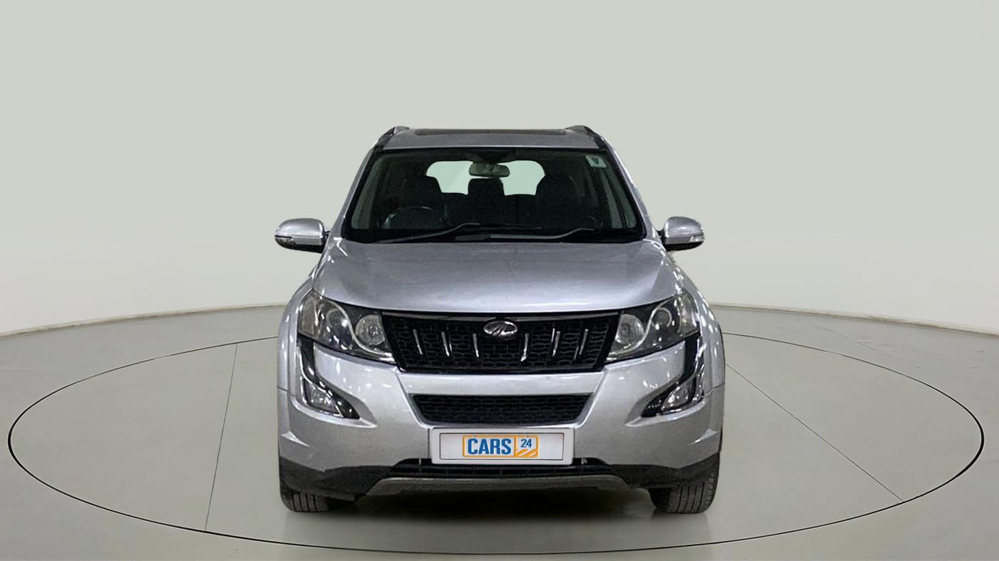 2017 Mahindra XUV500 W10, Diesel, Manual, 83,480 km, Front