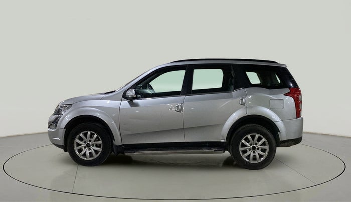 2017 Mahindra XUV500 W10, Diesel, Manual, 83,480 km, Left Side