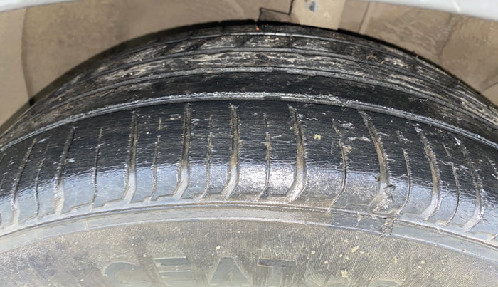 2017 Hyundai Creta SX PLUS 1.6 PETROL, Petrol, Manual, 78,220 km, Right Front Tyre Tread