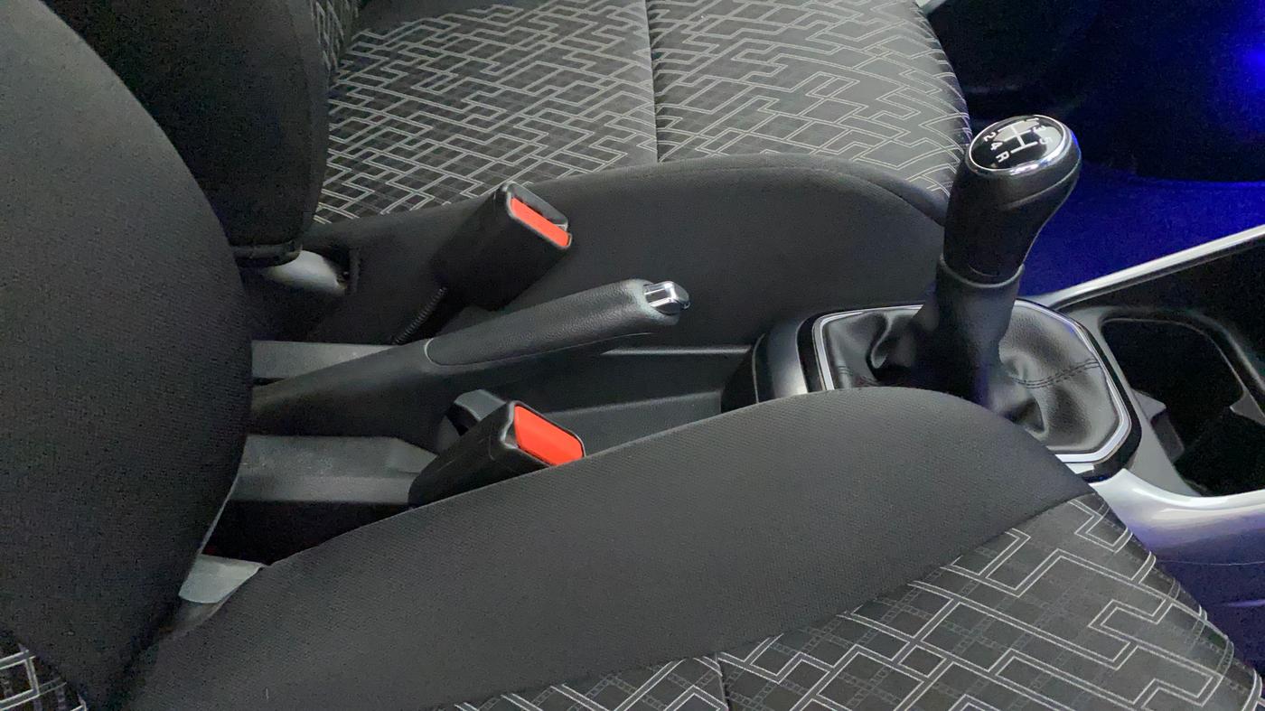 2022 Maruti IGNIS ZETA 1.2, Petrol, Manual, 12,148 km, Gear Lever
