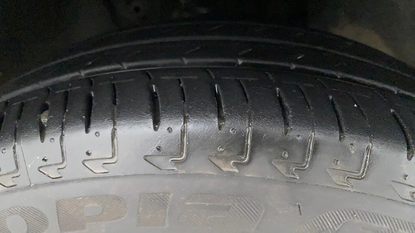 2022 Maruti IGNIS ZETA 1.2, Petrol, Manual, 12,148 km, Right Front Tyre Tread
