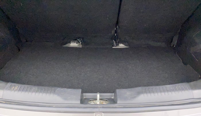2022 Maruti IGNIS ZETA 1.2, Petrol, Manual, 8,579 km, Boot Inside