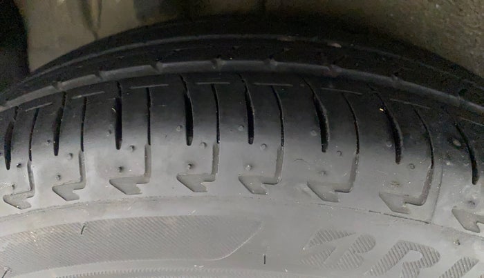 2022 Maruti IGNIS ZETA 1.2, Petrol, Manual, 8,579 km, Right Rear Tyre Tread