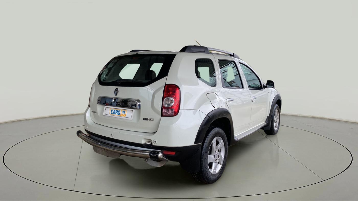 2014 Renault Duster 110 PS RXZ DIESEL, Diesel, Manual, 66,615 km, Right Back Diagonal