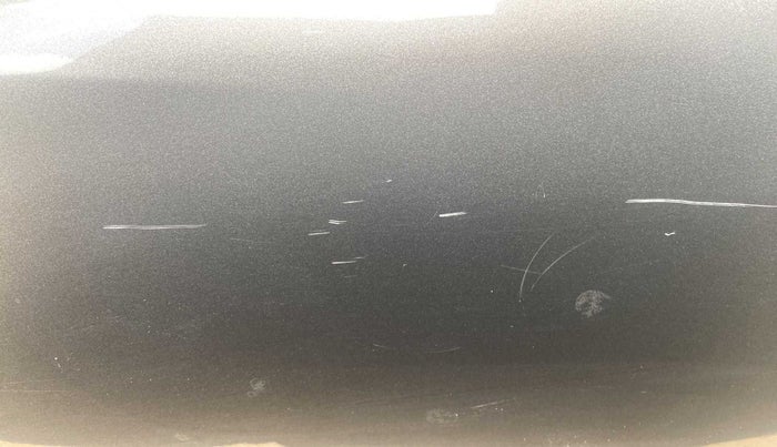 2021 Maruti Swift VXI, Petrol, Manual, 5,707 km, Front passenger door - Slightly dented
