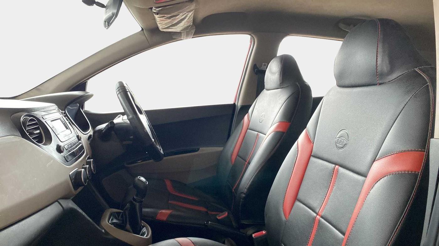 2018 Hyundai Grand i10 MAGNA 1.2 KAPPA VTVT, Petrol, Manual, 15,561 km, Right Side Front Door Cabin