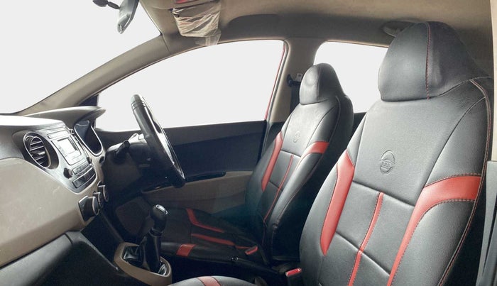 2018 Hyundai Grand i10 MAGNA 1.2 KAPPA VTVT, Petrol, Manual, 15,561 km, Right Side Front Door Cabin