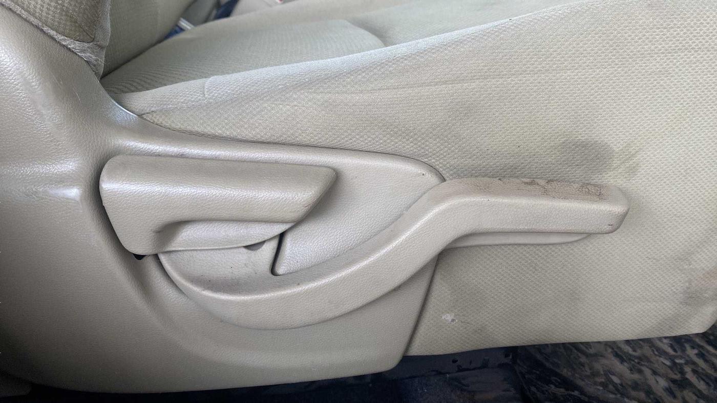 2014 Honda Brio S MT, Petrol, Manual, 54,145 km, Driver Side Adjustment Panel