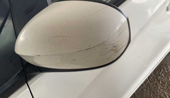2014 Honda Brio S MT, Petrol, Manual, 54,145 km, Left rear-view mirror - Minor scratches