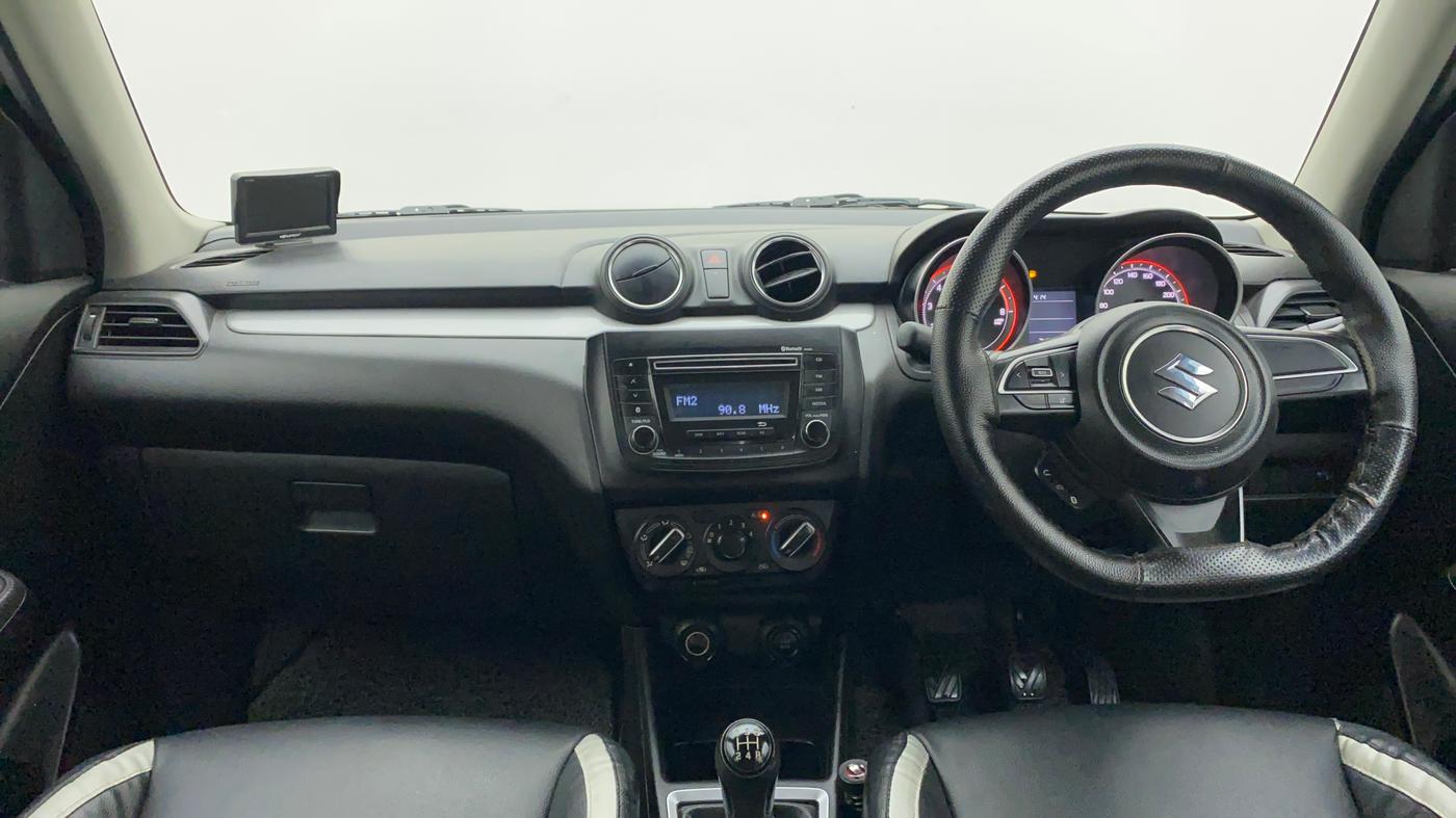 2018 Maruti Swift VXI, Petrol, Manual, 35,200 km, Dashboard
