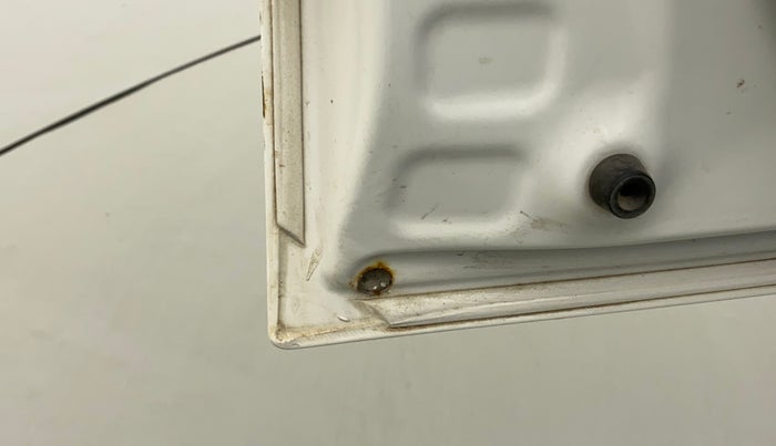 2018 Maruti Swift VXI, Petrol, Manual, 35,200 km, Front passenger door - Slight discoloration