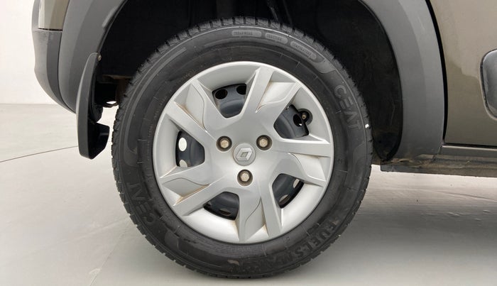 2021 Renault Kwid 1.0 RXT Opt, Petrol, Manual, 23,200 km, Right Rear Wheel