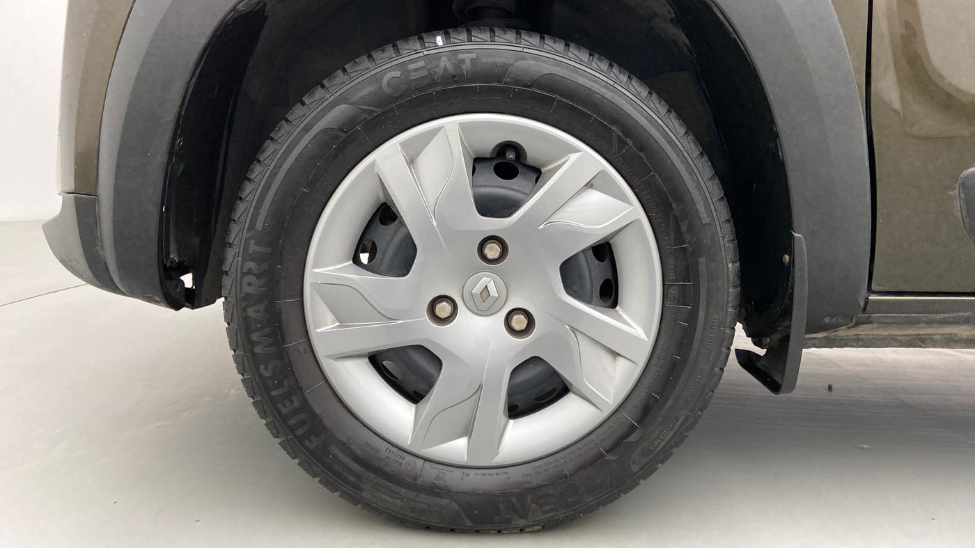 2021 Renault Kwid 1.0 RXT Opt, Petrol, Manual, 23,200 km, Left Front Wheel