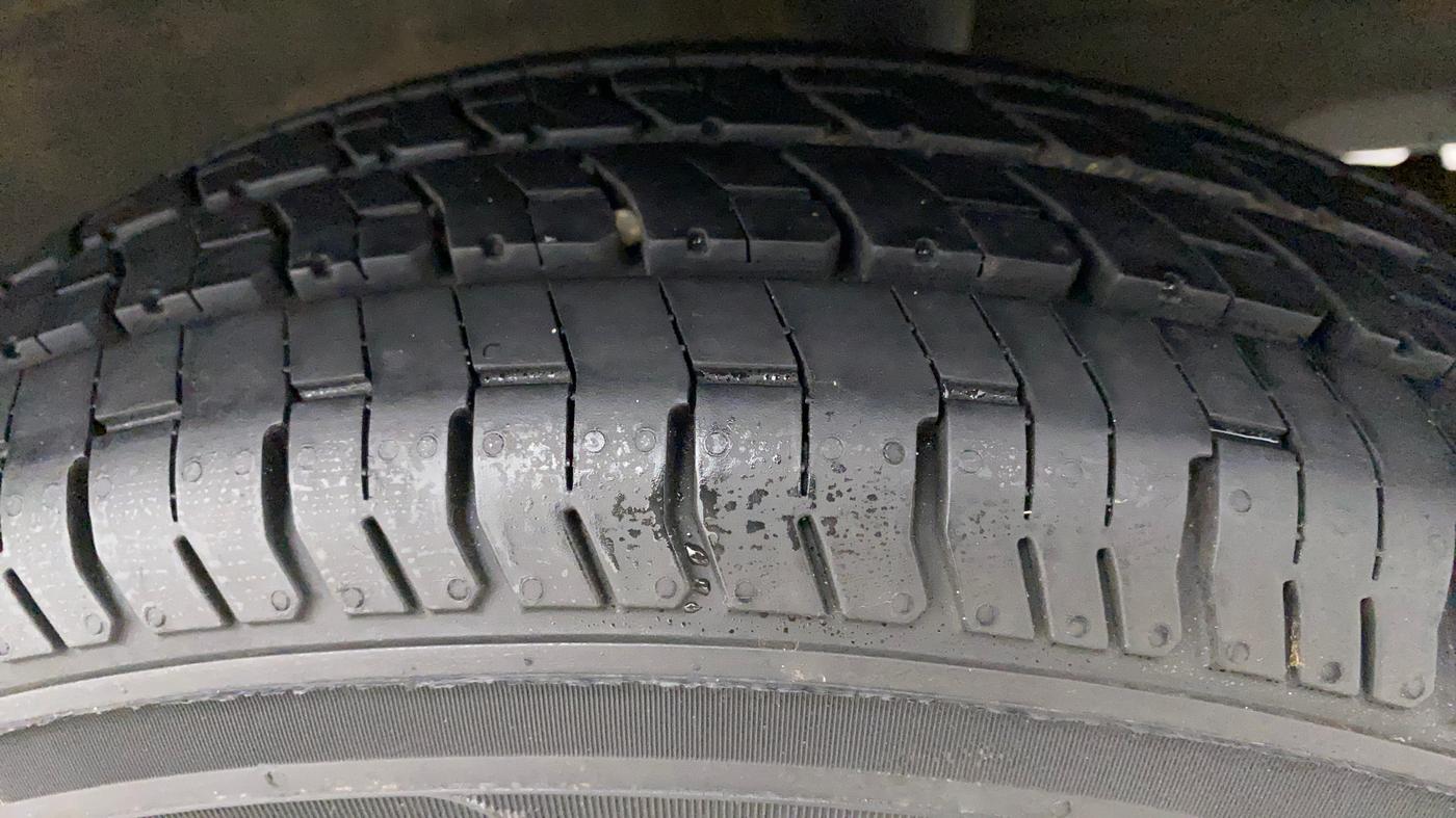 2017 Renault Kwid RXT 0.8, Petrol, Manual, 61,472 km, Left Rear Tyre Tread
