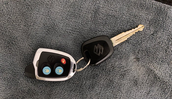 2014 Maruti Celerio VXI, Petrol, Manual, 54,636 km, Lock system - Dork lock functional only from remote key