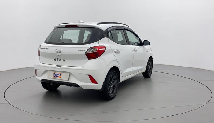 2019 Hyundai GRAND I10 NIOS SPORTZ AMT 1.2 KAPPA VTVT, Petrol, Automatic, 27,749 km, Right Back Diagonal