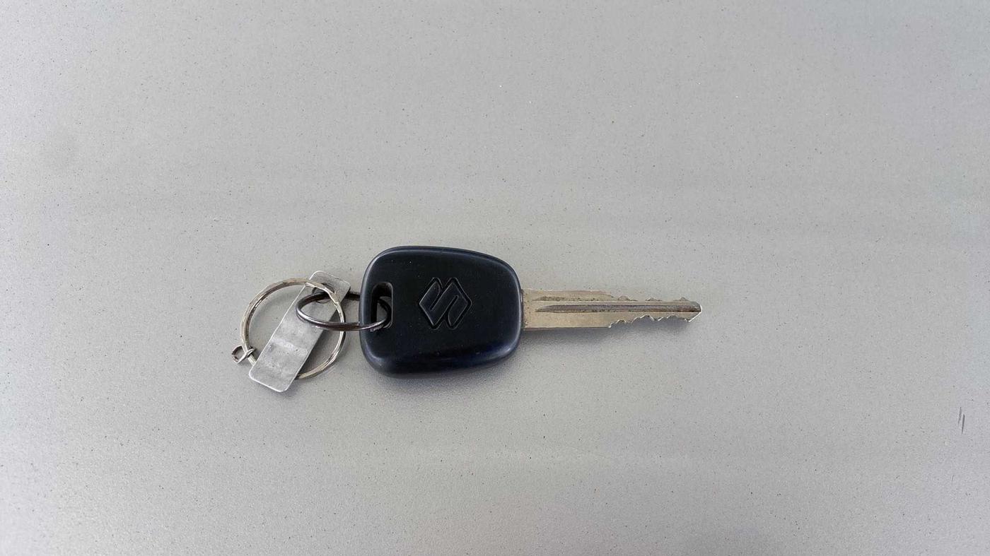 2014 Maruti Alto 800 LXI, Petrol, Manual, 60,312 km, Key Close Up