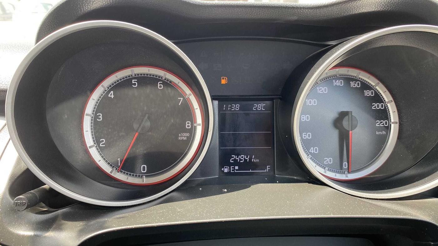 2020 Maruti Swift ZXI PLUS, Petrol, Manual, 24,946 km, Odometer Image