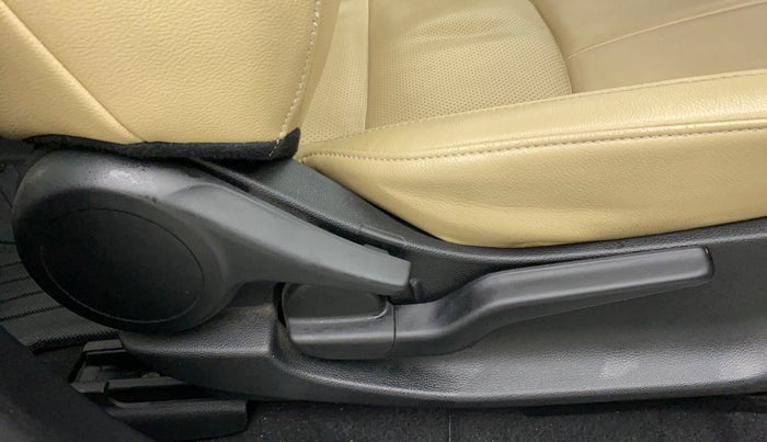 2021 Honda City 1.5L I-VTEC ZX CVT, Petrol, Automatic, 23,114 km, Driver Side Adjustment Panel