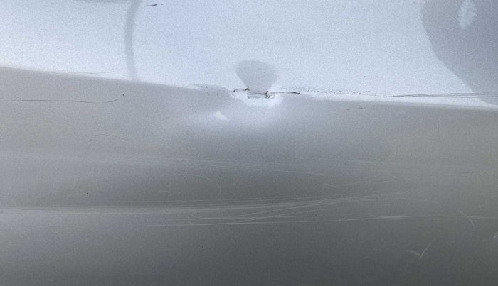 2019 Maruti Dzire VXI, Petrol, Manual, 18,278 km, Right rear door - Minor scratches