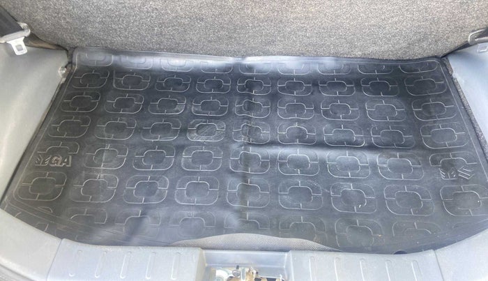2014 Maruti Alto 800 LXI, Petrol, Manual, 27,896 km, Boot Inside