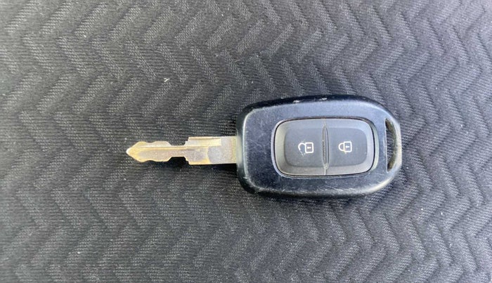 2018 Datsun Redi Go S 1.0 AMT, Petrol, Automatic, 38,396 km, Key Close Up