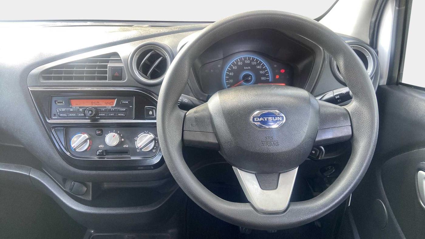 2018 Datsun Redi Go S 1.0 AMT, Petrol, Automatic, 38,396 km, Steering Wheel Close Up